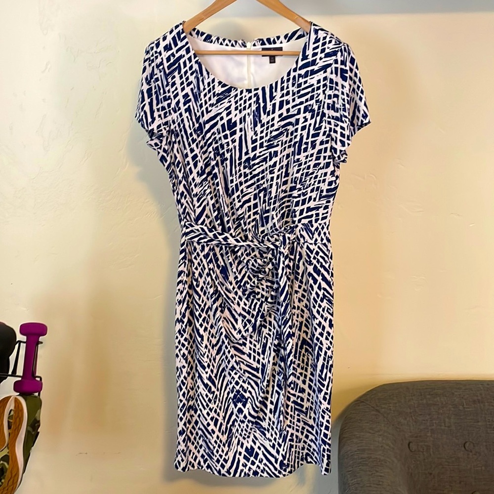 Size 14 NYDJ Wrap-style dress - Great for work!